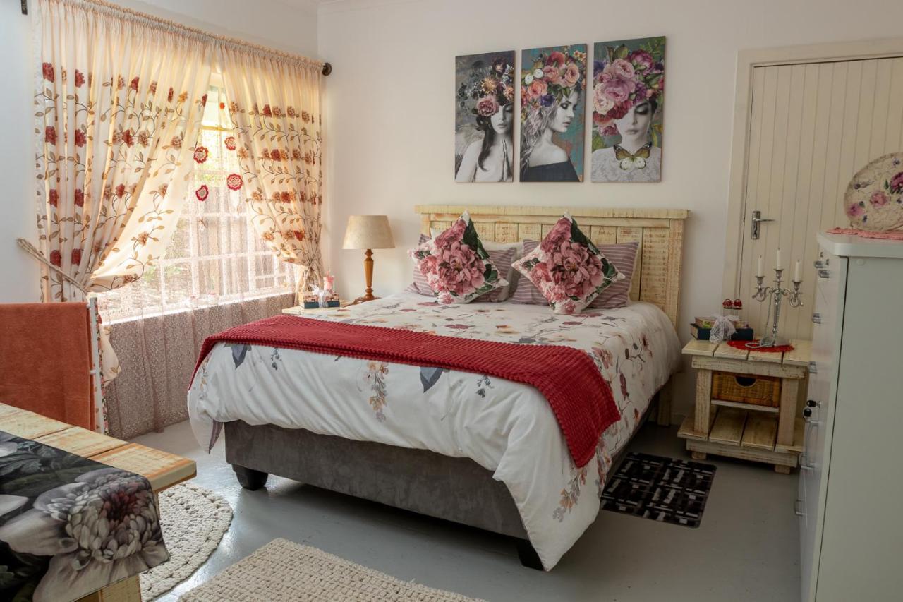 Hotel Honeysuckle Clarens Extérieur photo